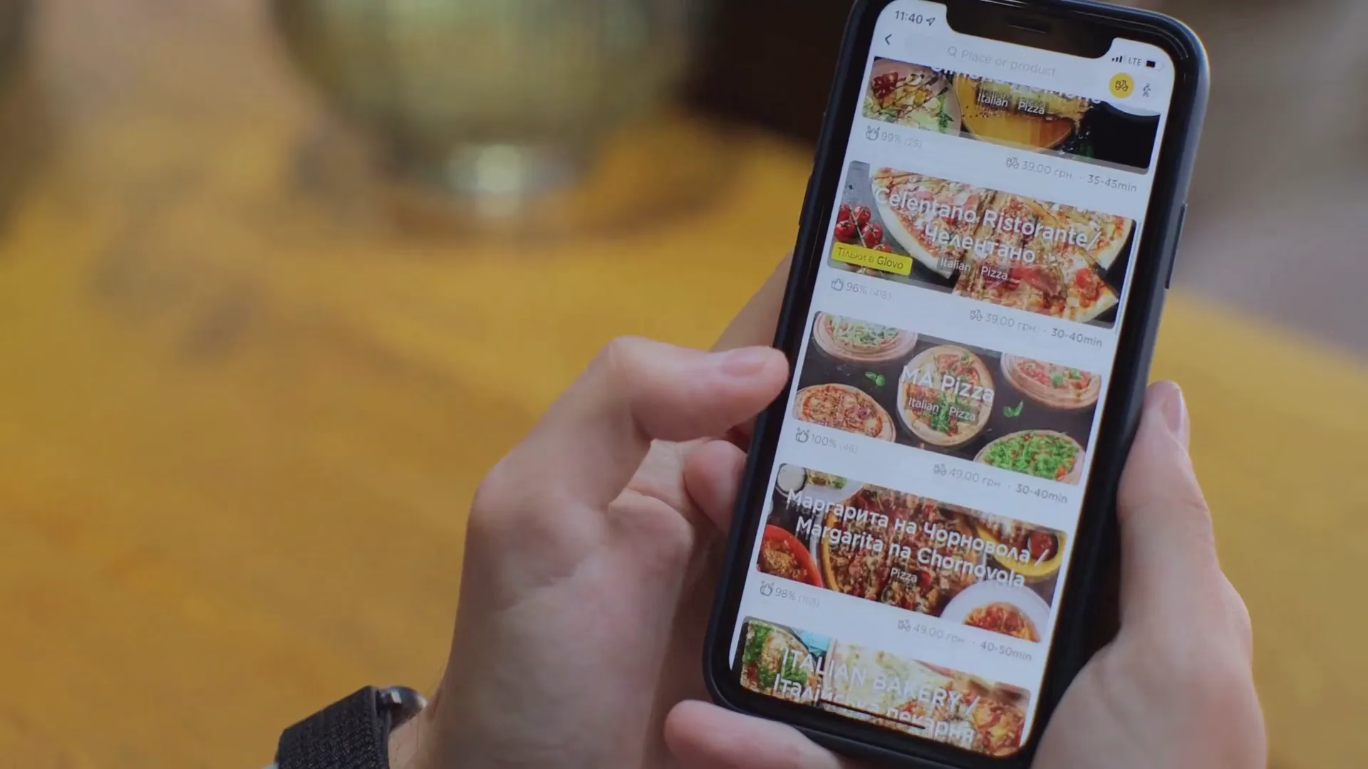 Domino's chatbot ordering pizza